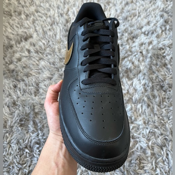 Nike Air Force 1 black metallic golden removable swoosh” - Picture 9 of 10